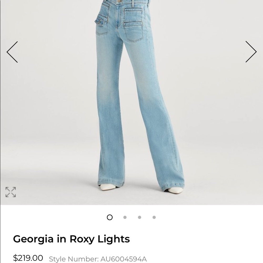 7 FOR ALL MANKIND BELL BOTTOMS 😍
